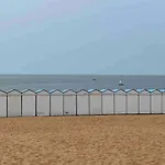 Au Bord De L'ocean Vue