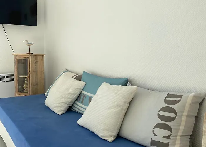 Au Bord De L'océan Vue *