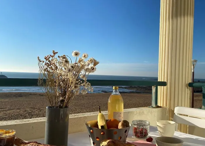 Appartement Au Bord De L'océan Vue Saint Gilles Croix de vie